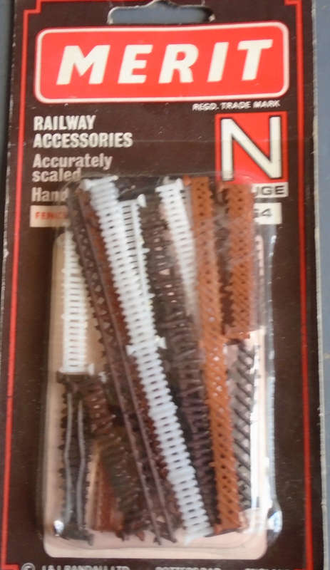 MERIT N GAUGE - FENCING, CARDED