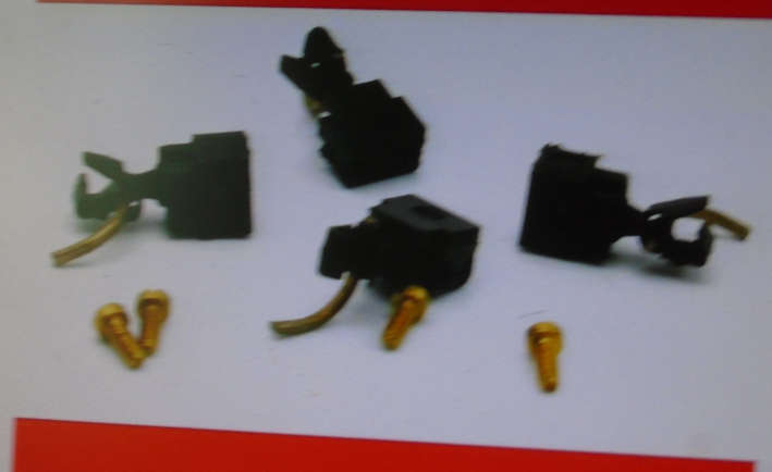 MICRO-TRAINS N SCALE - 2 X PAIRS OF COUPLINGS, CARDED