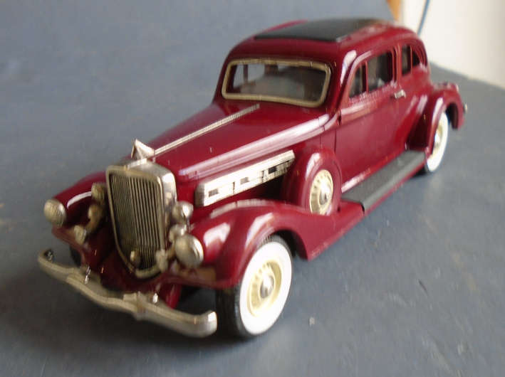 BROOKLIN 1/43 SCALE - 1936 PIECE ARROW SEDAN  - BOXED