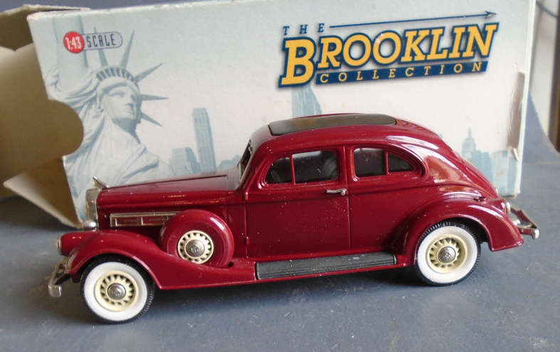 BROOKLIN 1/43 SCALE - 1936 PIECE ARROW SEDAN  - BOXED
