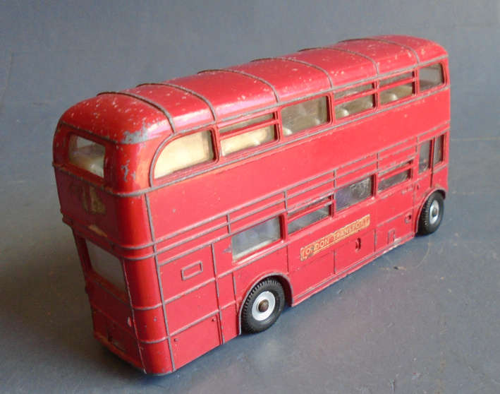 DINKY -  ROUTEMASTER BUS