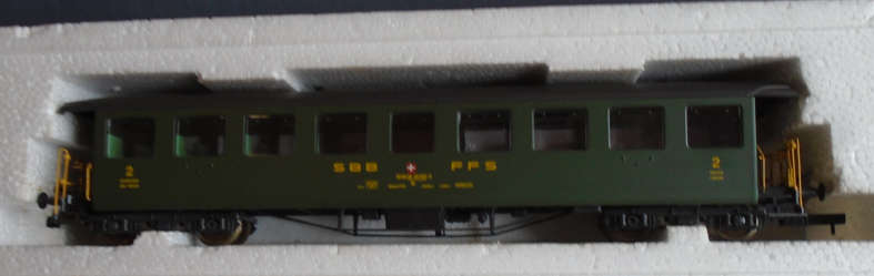 ROCO HO SCALE - SBB CFF BALCONY 2nd CLASS PASSENGER COACH, BOXED