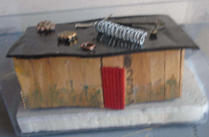 HO SCALE - INFORMAL HOUSE