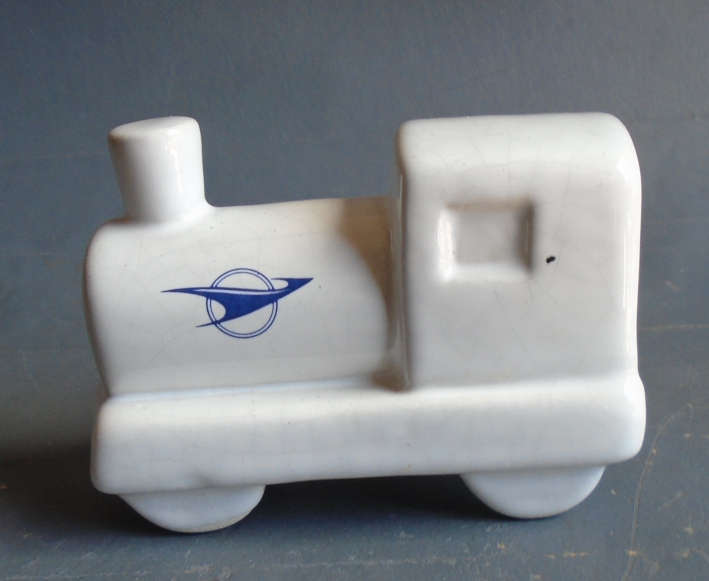 VINTAGE SOUTH AFRICAN RAILWAY MEMORIBILIA, CERAMIC STEAM TRAIN, RARE