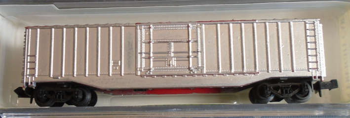 MODEL POWER N SCALE - 560' BOX CAR, BOXED