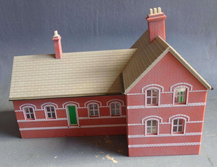 HO/OO SCALE - SCHOOL BUILDING