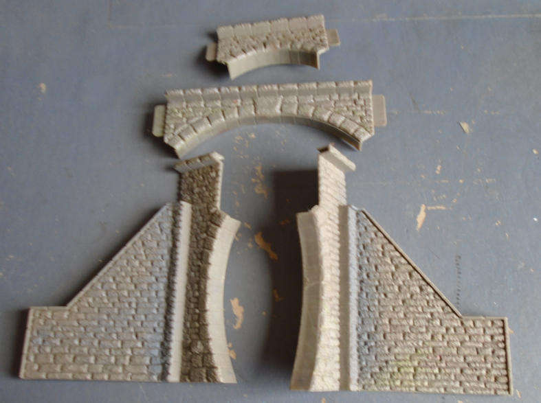 HO SCALE - DOUBLE OR SINGLE TUNNEL PORTAL KIT