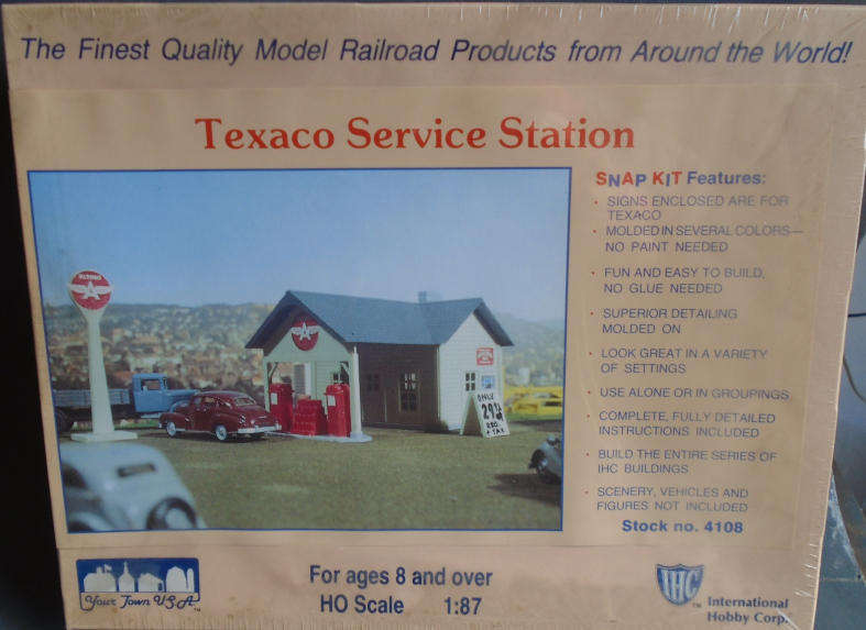 IHC HO SCALE - TEXACO SERVICE STATION KIT, BOXED