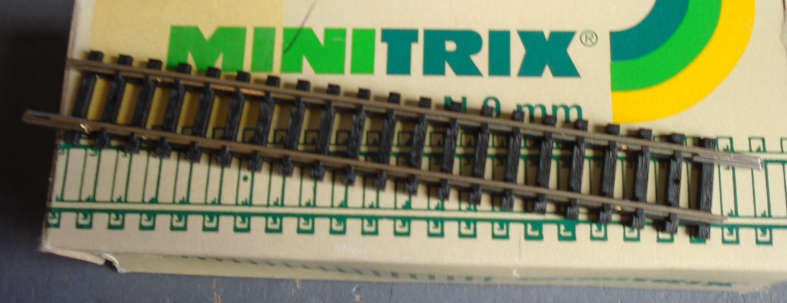 TRIX N SCALE - 14904 STRAIGHT TRACK 104.2mm - BOXED