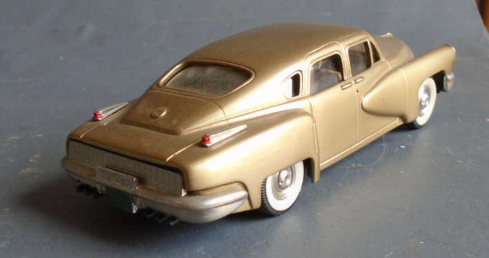 BROOKLIN 1/43 SCALE - 1948 TUCKER TORPEDO - BOXED