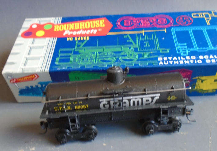 ROUNDHOUSE HO SCALE - 26' OLD TIMER TANKCAR "GRAMPS", BOXED