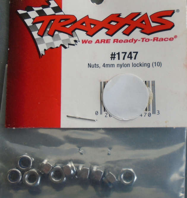 TRAXXAS - 10 X 4mm NYLOC NUTS IN PKT