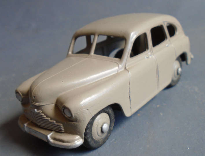 DINKY - VANGUARD SALOON