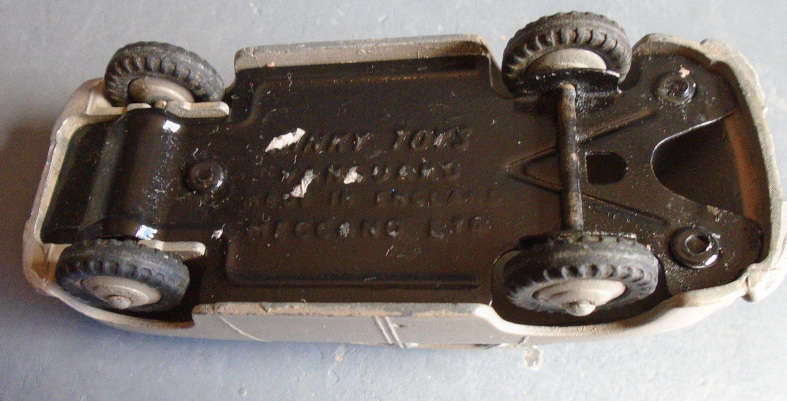 DINKY - VANGUARD SALOON