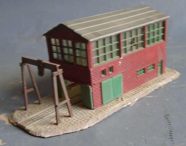 N SCALE - RAILWAY WORKSHOP, FOOTPRINT 130 X 55 mm