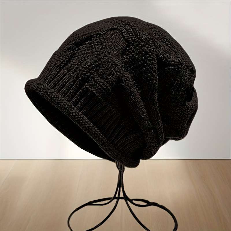 1 x Women's Holiday Acrylic Knit Beanie