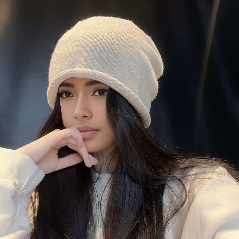 1 x Women's Cozy Knit Beanie