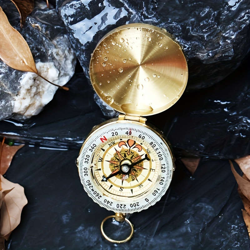 1 Piece Copper Portable Illuminated Compass