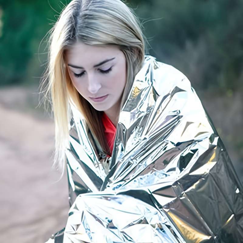 3 Piece Survival Reflective Thermal First Aid Foil Blanket