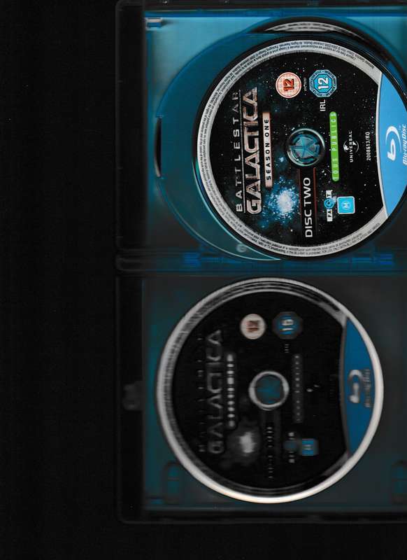 BATTLESTAR GALACTICA SERIES 1, 3, 4 AND FINAL SEASON BLU RAY 15 DISCS