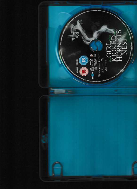 THE GIRL WHO KICKED THE HORNET'S NEST BLU RAY