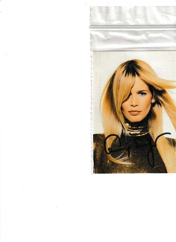 CLAUDIA SCHYFFER, SIGNED PHOTO