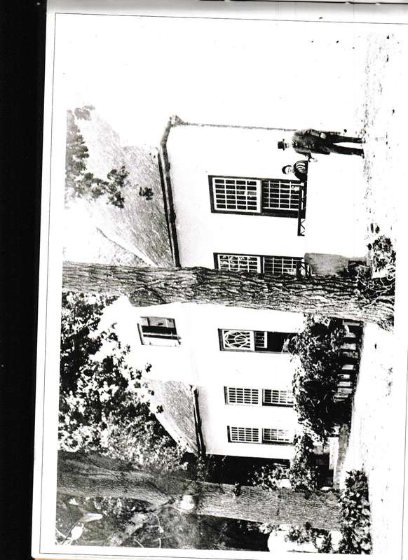 THE GREAT HOUSES OF CONSTANTIA