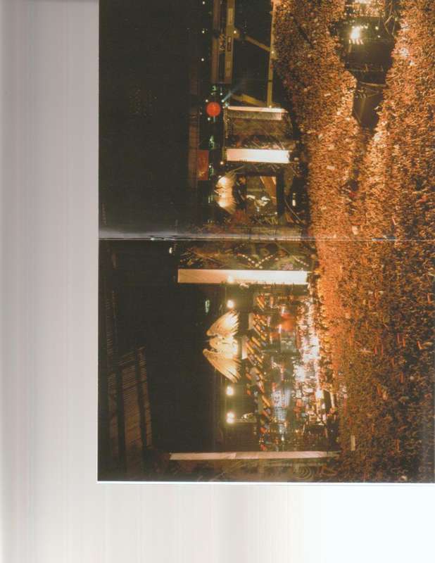 THE FREDDIE MERCURY TRIBUTE CONCERT SPECIAL 10TH ANNIVERSARY EDITION 2 DVD SET WITH 24 PAGE BOOKLET