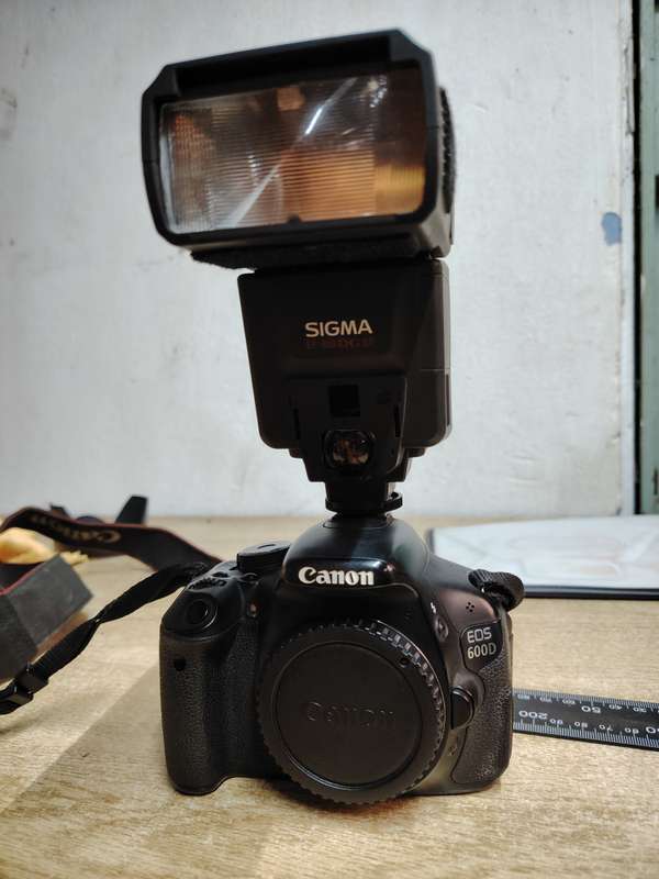 Canon 600D 3X lenses + Complete camera kit