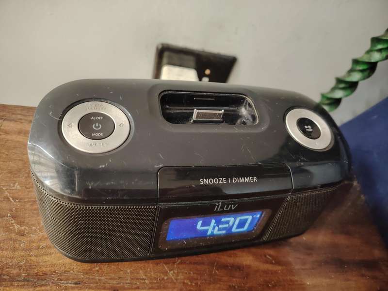 iLuv Clock radio