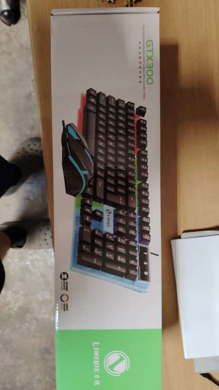 *NEW* GTX 300 Keyboard and mouse combo