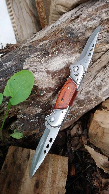 double blade pocket knife