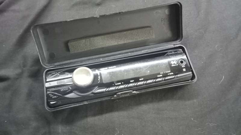Sony Xplod CDX-GT300MP face only