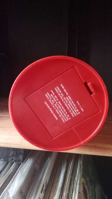 1991 Vintage giant Coca-Cola Radio