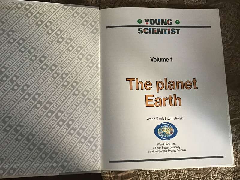 The young scientist ~ 20 books set
