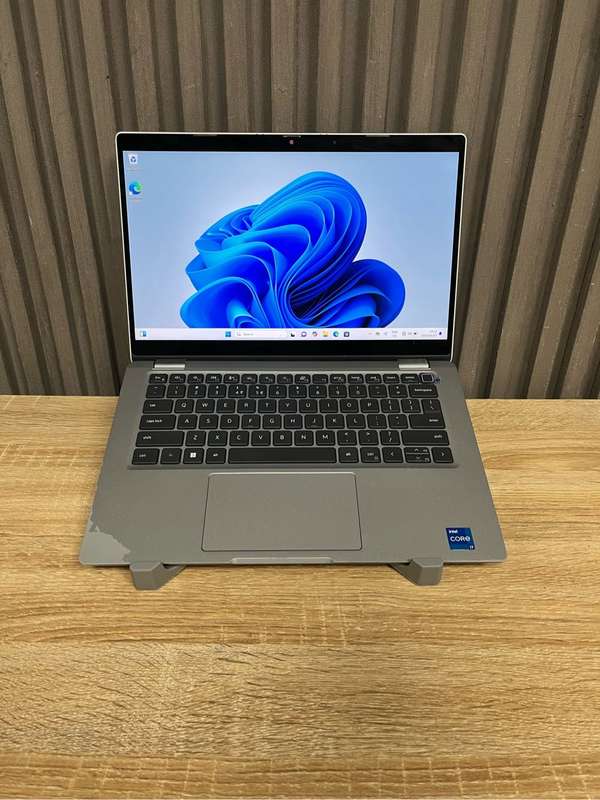 Dell Latitude  5320 Core i7 11th Gen