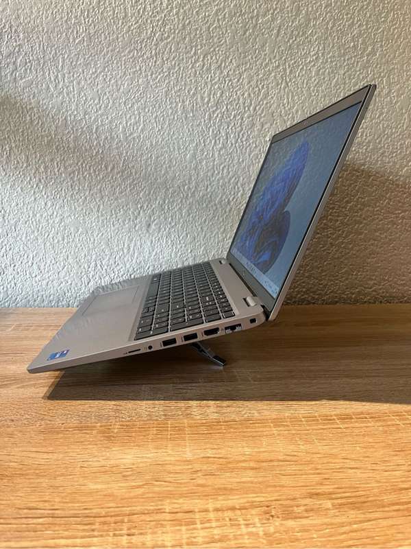 Dell Latitude  5520 Core i7 11th Gen