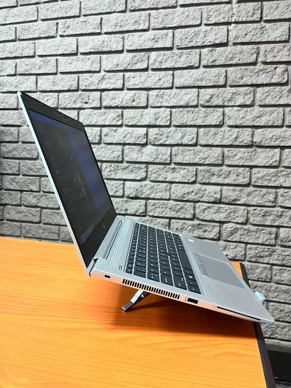 HP Eitebook 840 G5 Core i5 vPro 7th Gen
