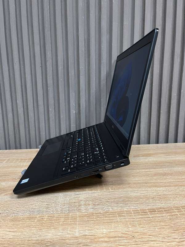Dell Latitude 5580 Core i7 vPro 7th Gen