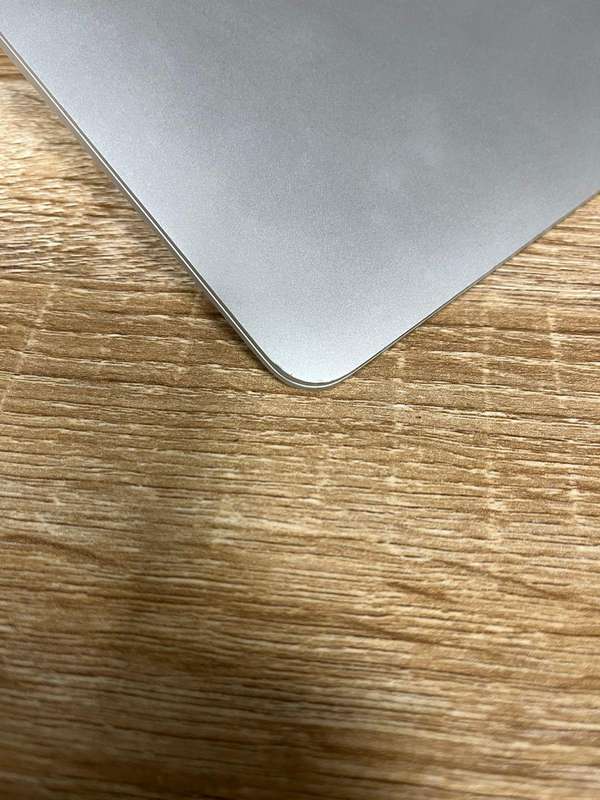 MacBook Air M1 (13 inch)