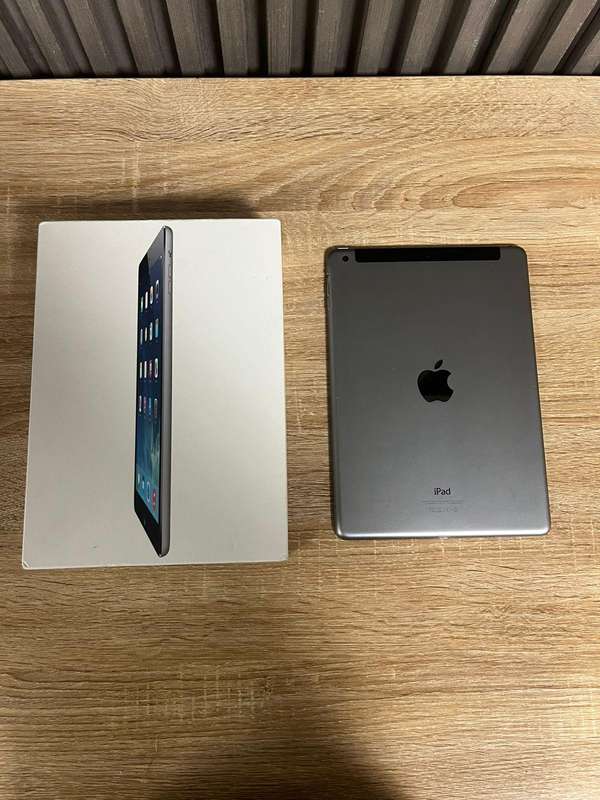 iPad Air 1st Gen 16GB WiFi & Cellular