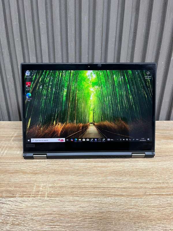 Lenovo ThinkPad Yoga x390 Core i5 vPro 8th Gen