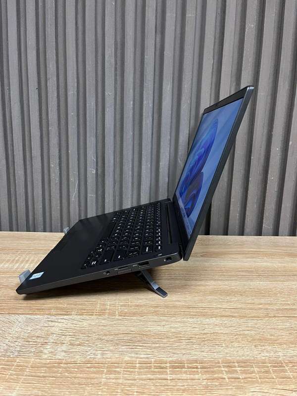 Dell Latitude 7400 Core i7 vPro 8th Gen