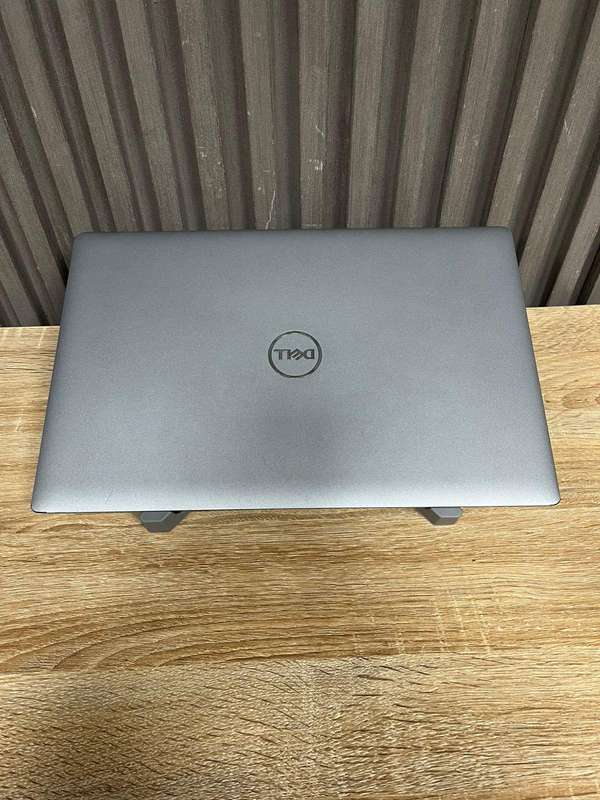 Dell Latitude 5520 Core i7 11th Gen