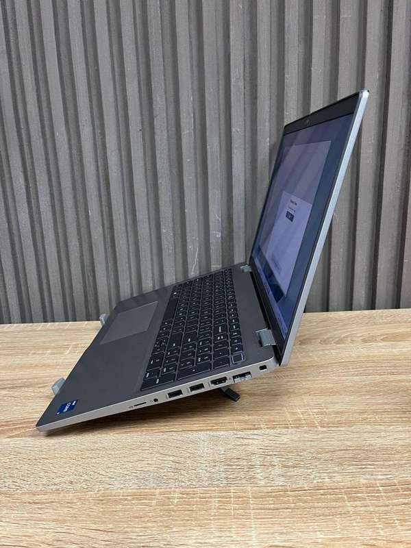 Dell Latitude 5520 Core i7 11th Gen