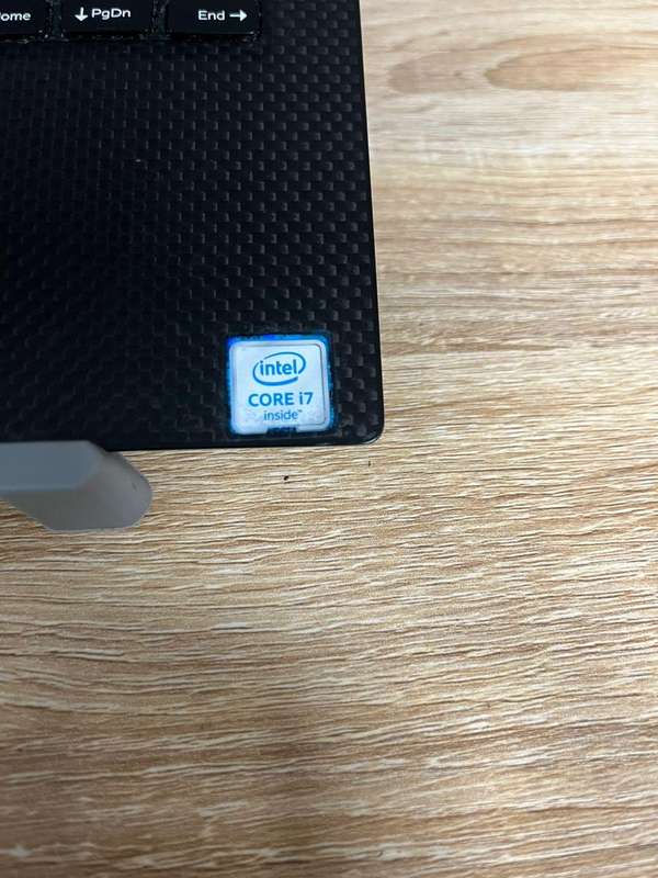Dell XPS 13 9350 Core i7 6th Gen