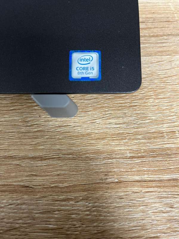 Dell Latitude 5400 Core i5 8th Gen