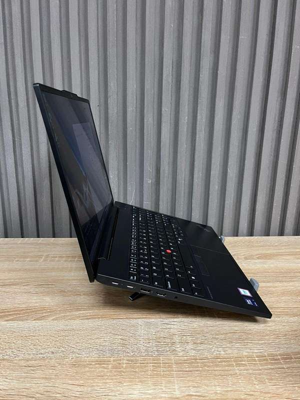Lenovo ThinkPad E16 Gen2 Intel Core Ultra 7