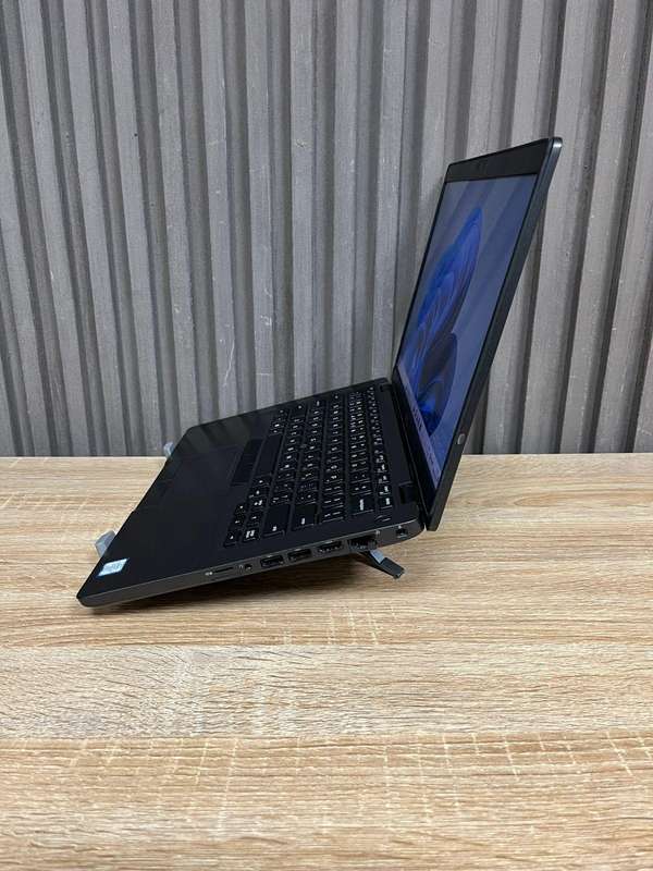 Dell Latitude 5400 Core i7 8th Gen