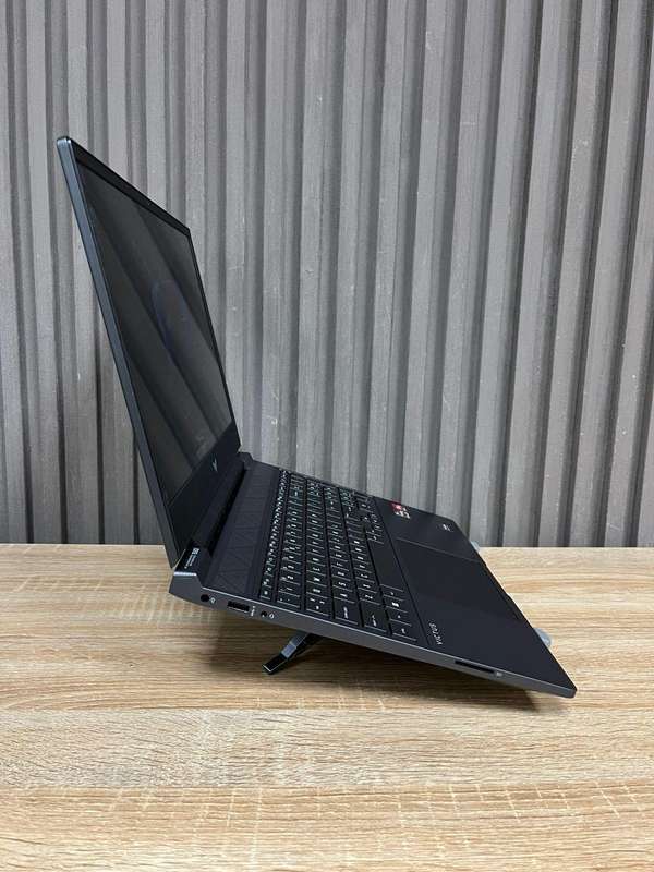 HP Victus 15 Gaming Laptop Ryzen 7 7735HS